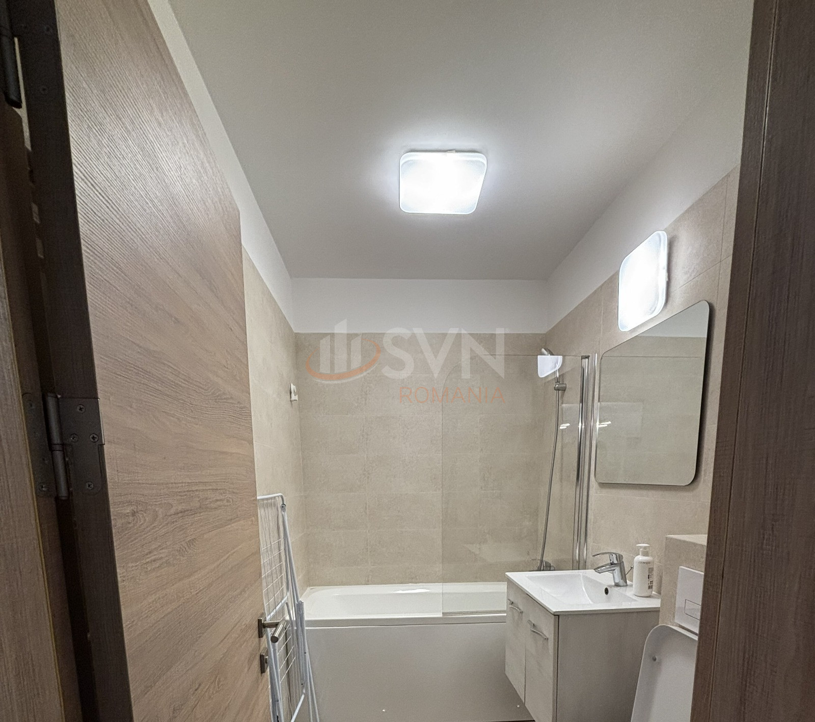 Apartament, 2 camere Bucuresti/Armeneasca