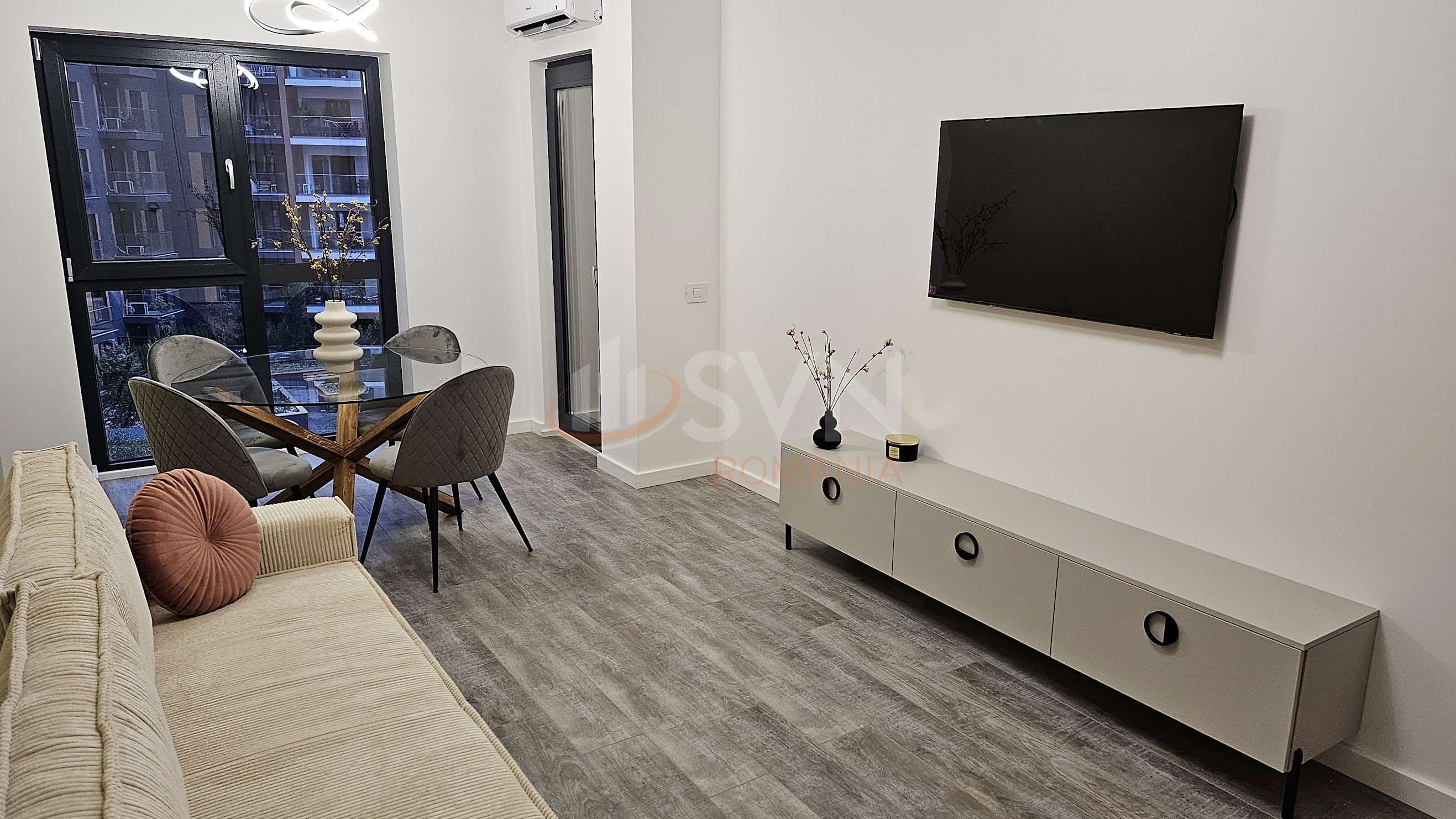 Apartament, 2 camere Bucuresti/P-ta Presei Libere