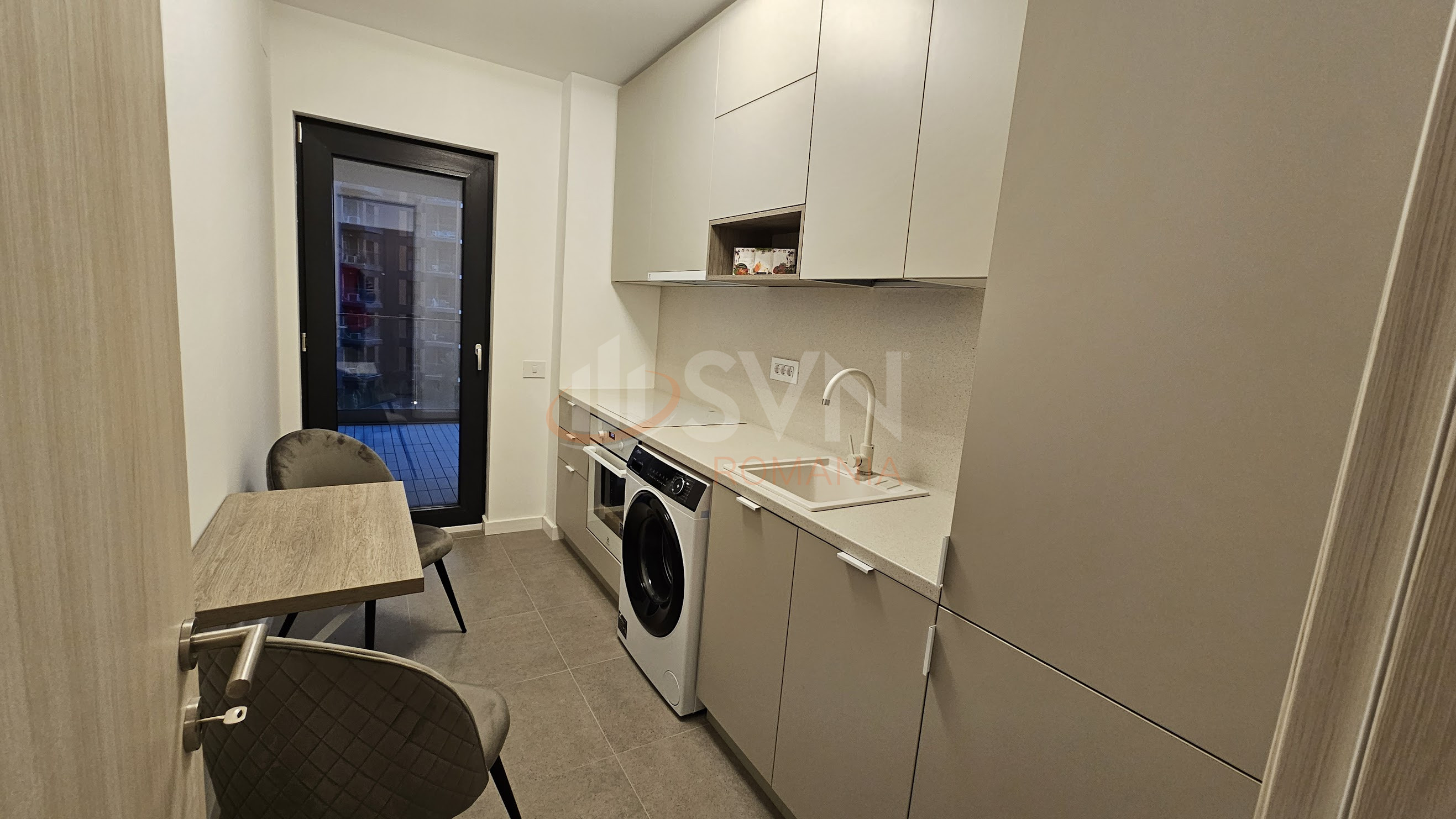 Apartament, 2 camere Bucuresti/P-ta Presei Libere