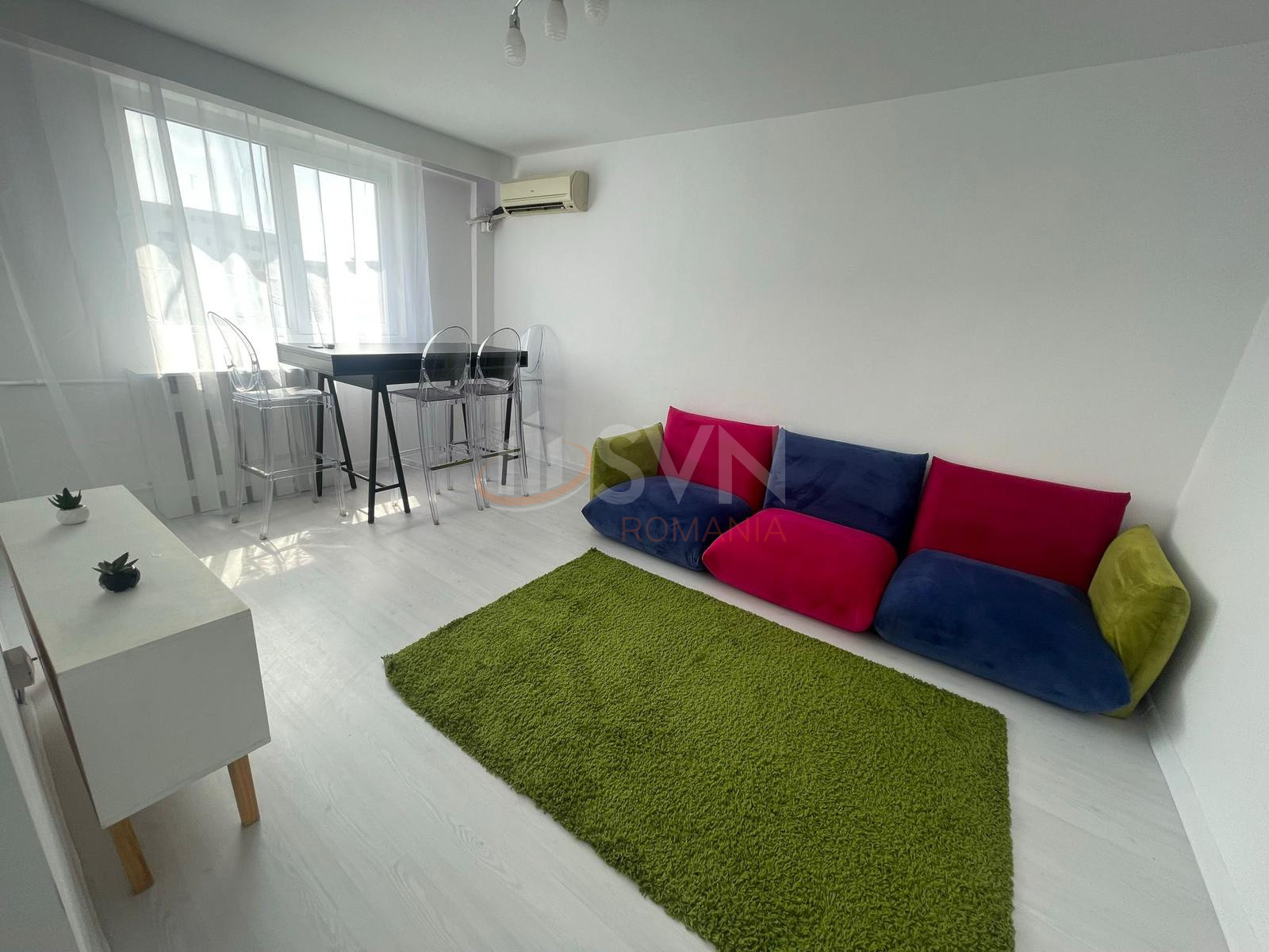 Apartament, 2 camere Bucuresti/P-ta Victoriei