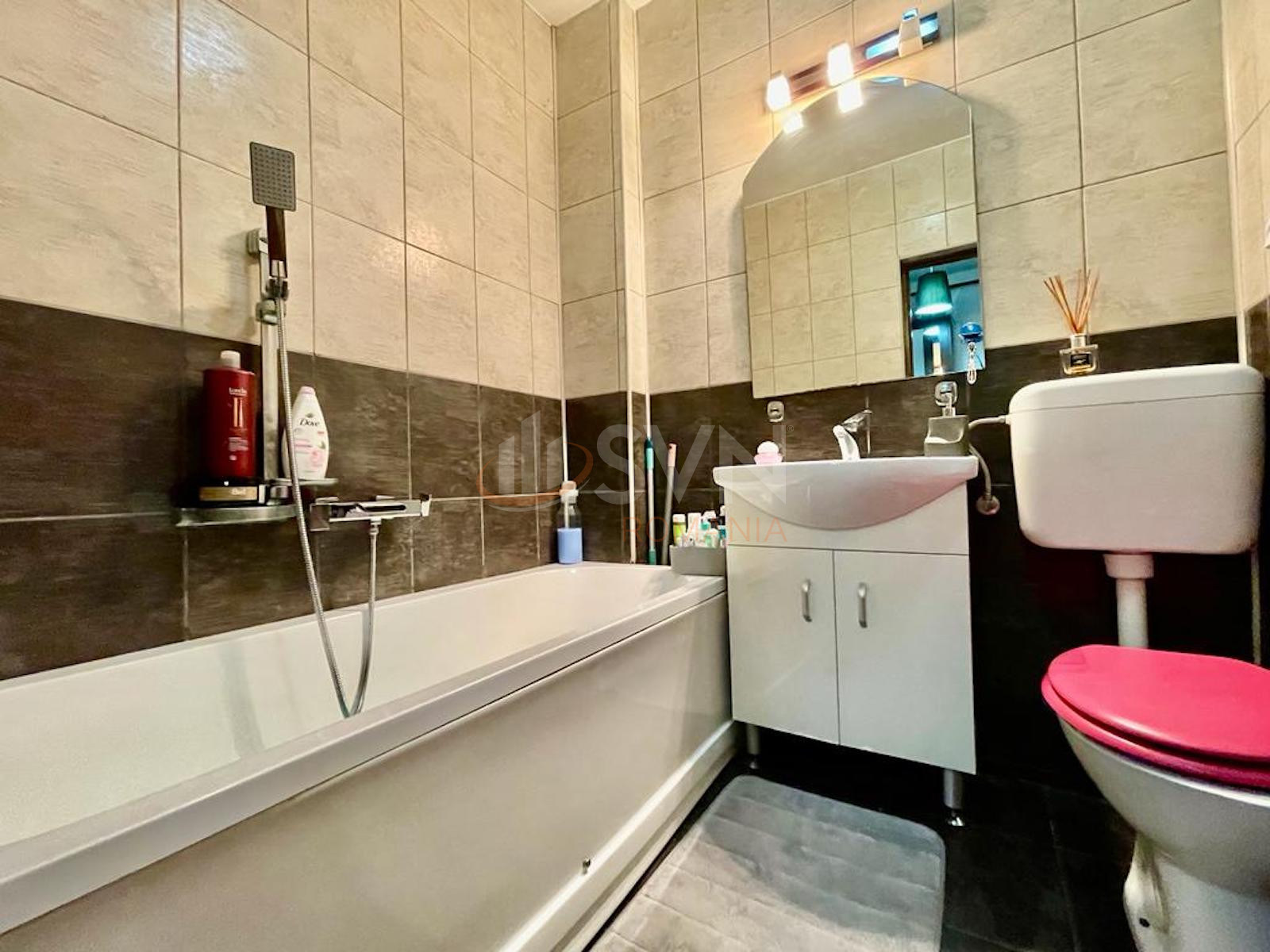 Apartament, 2 camere Bucuresti/Bucurestii Noi
