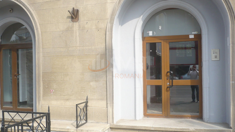 Apartament, 2 camere Bucuresti/P-ta Victoriei