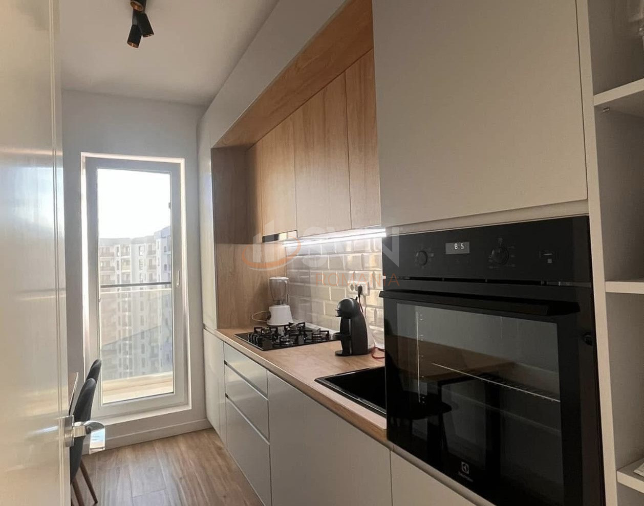 Apartament, 2 camere Bucuresti/Regie