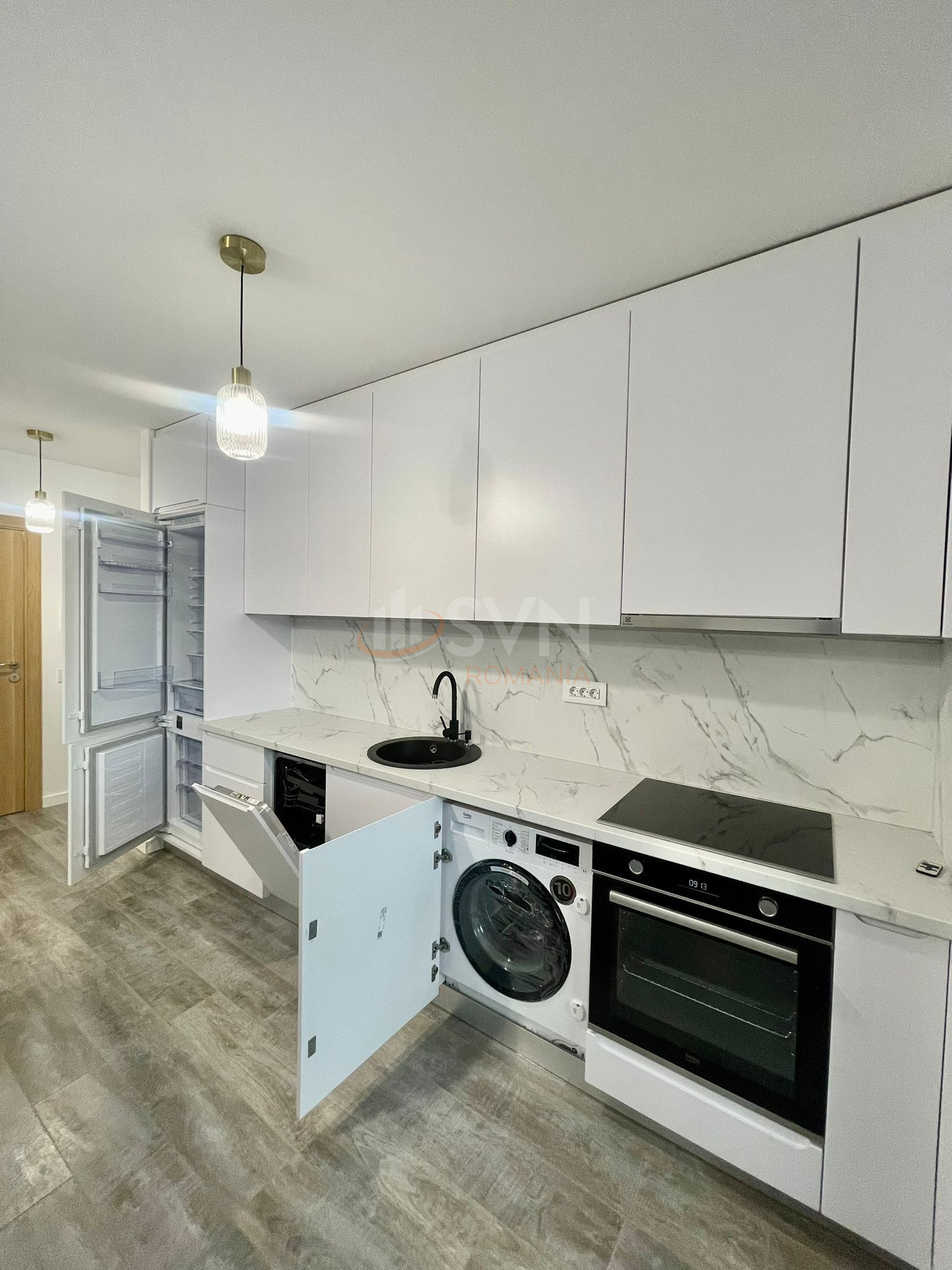 Apartament, 2 camere Bucuresti/P-ta Presei Libere