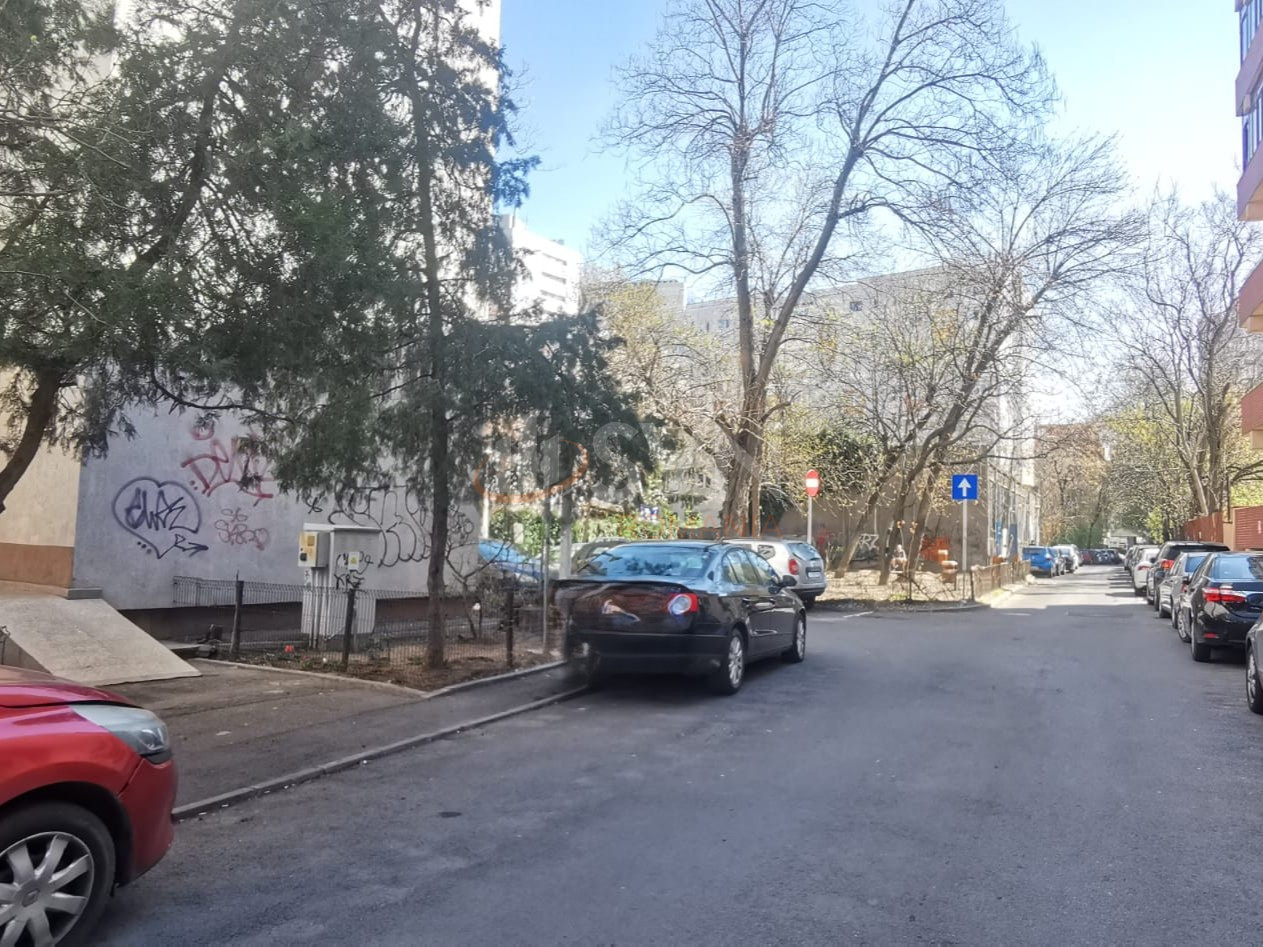 Apartament, 2 camere Bucuresti/P-ta Victoriei