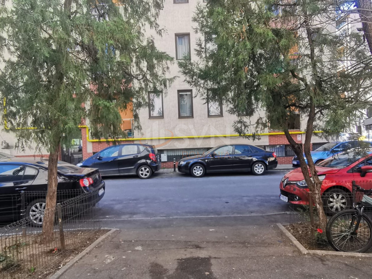 Apartament, 2 camere Bucuresti/P-ta Victoriei