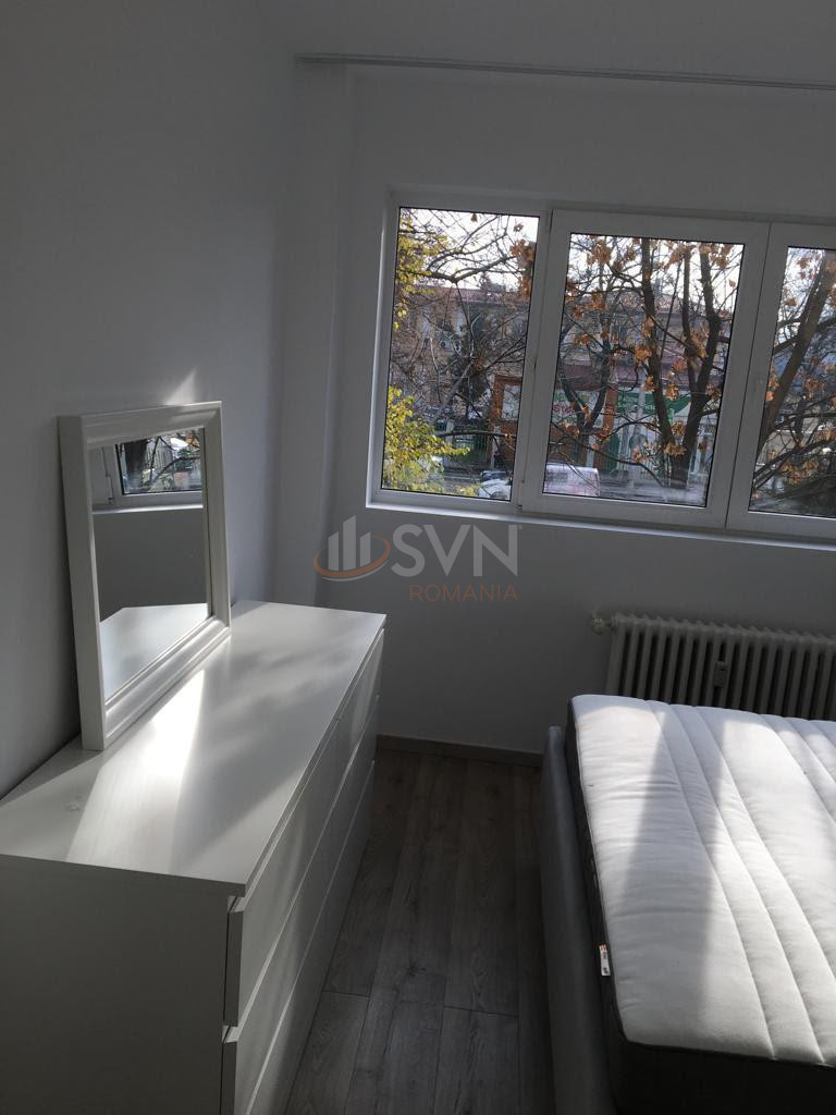 Apartament, 2 camere Bucuresti/P-ta Victoriei