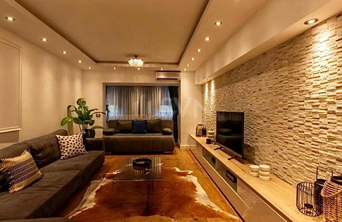 Apartament, 2 camere Bucuresti/P-ta Unirii