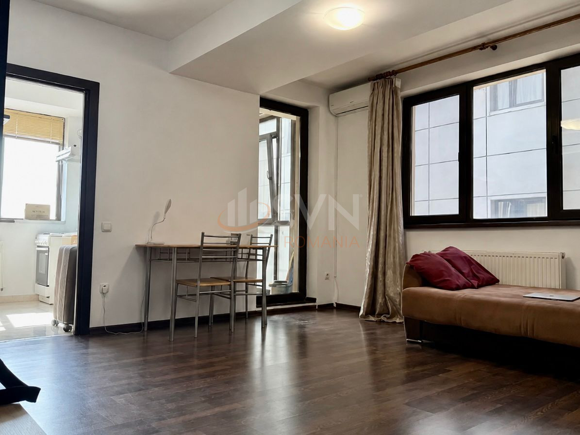 Apartament, 2 camere Bucuresti/Regie