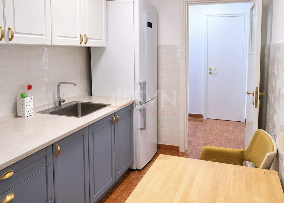Apartament, 2 camere Bucuresti/P-ta Victoriei