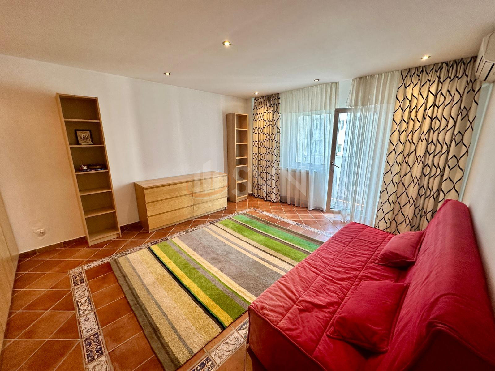 Apartament, 2 camere Bucuresti/Alba Iulia