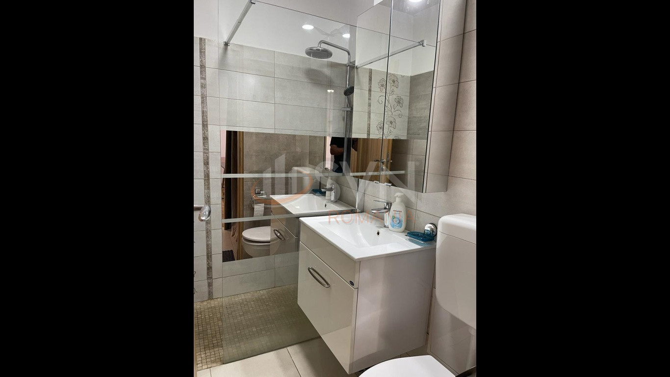 Apartament, 2 camere Bucuresti/P-ta Victoriei
