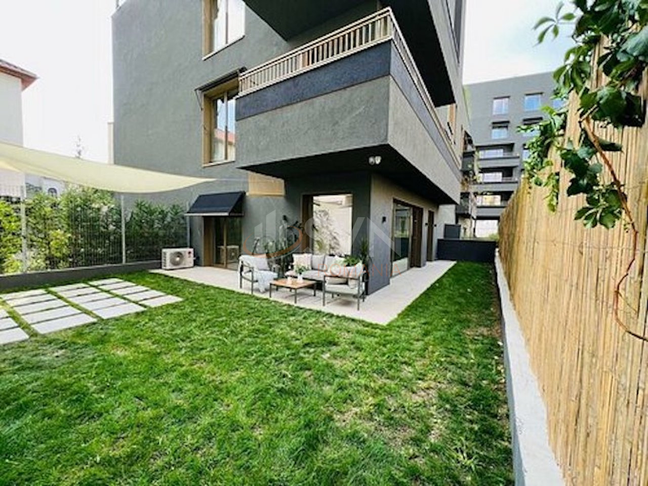 Apartament, 2 camere Bucuresti/Dacia