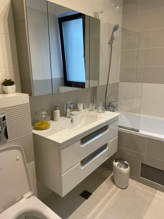 Apartament, 2 camere Bucuresti/Piata Unirii (s3)