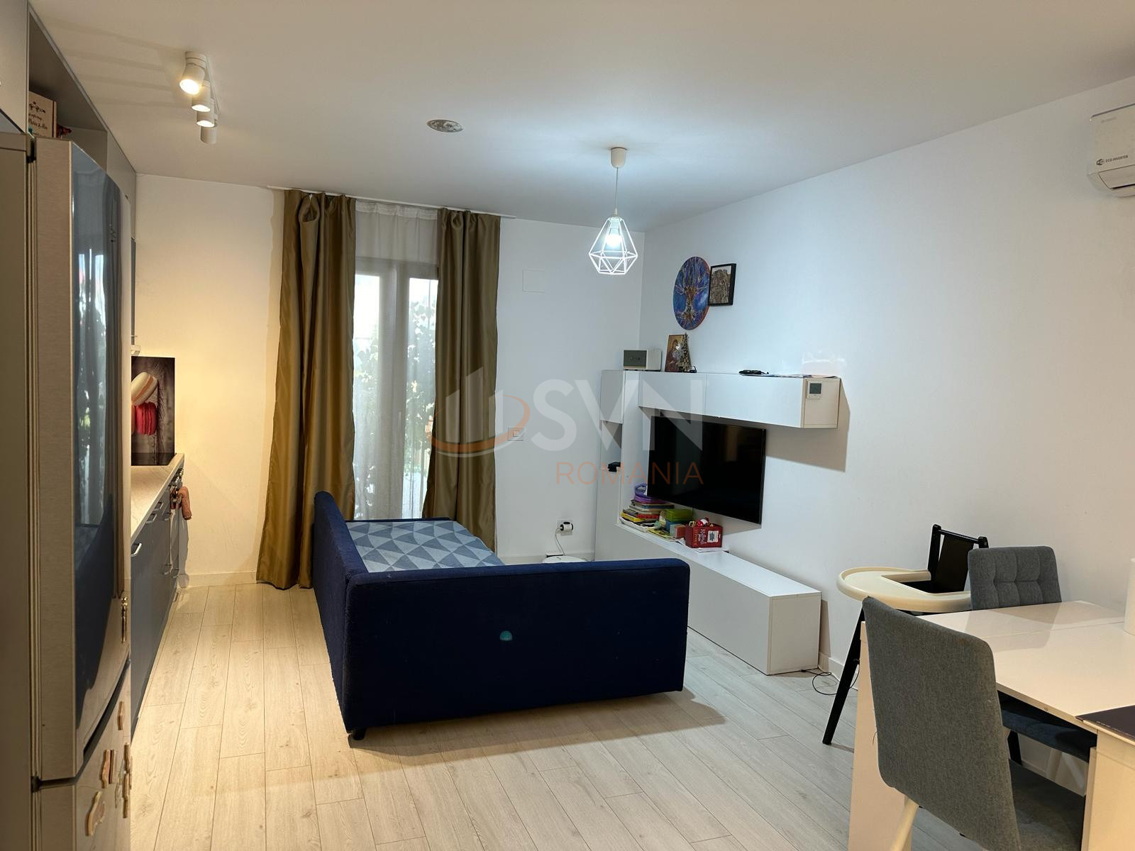Apartament, 2 camere Bucuresti/Piata Unirii (s3)