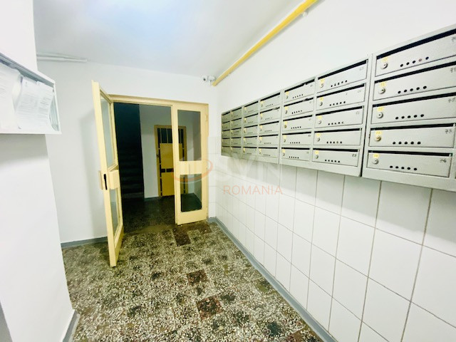 Apartament, 2 camere Bucuresti/Titan