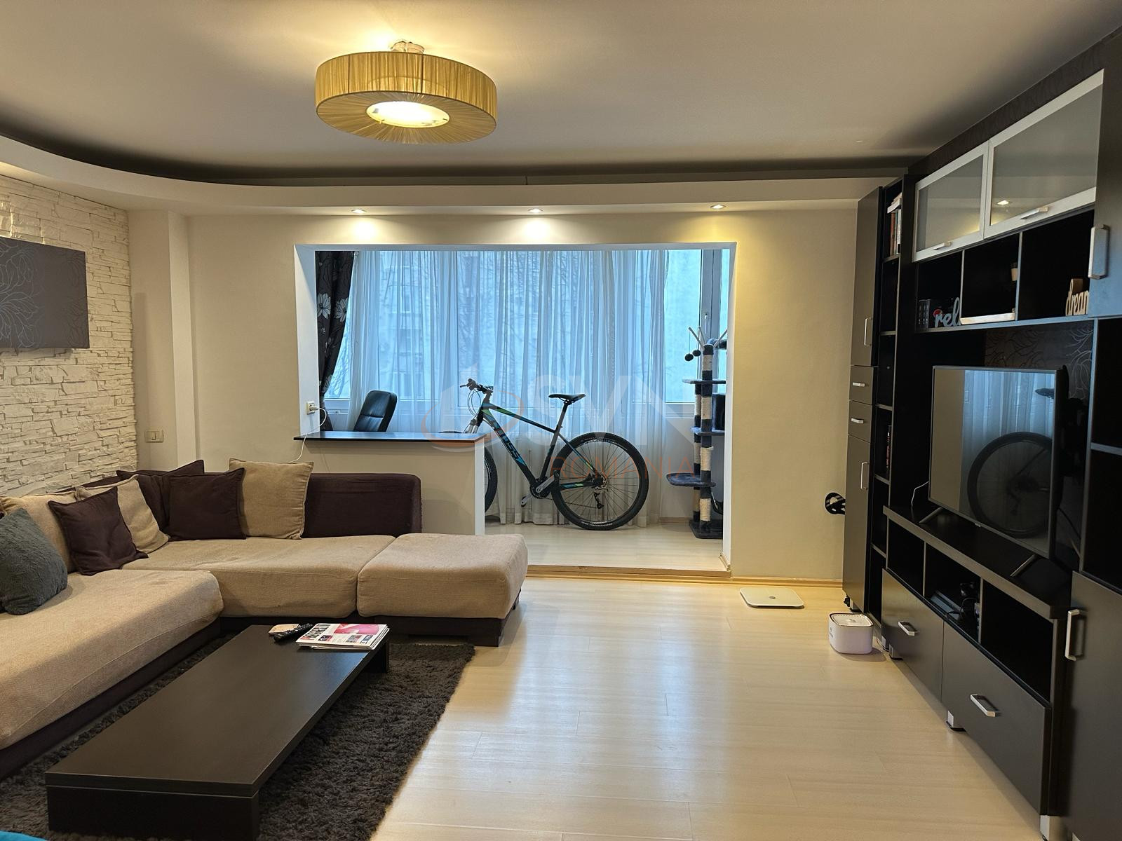Apartament, 2 camere Bucuresti/Decebal