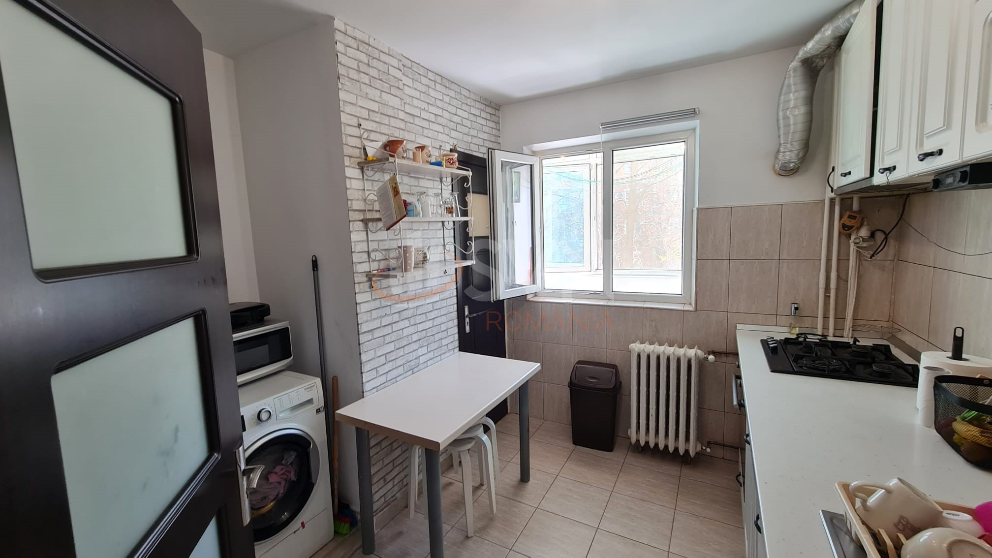 Apartament, 2 camere Bucuresti/Uverturii