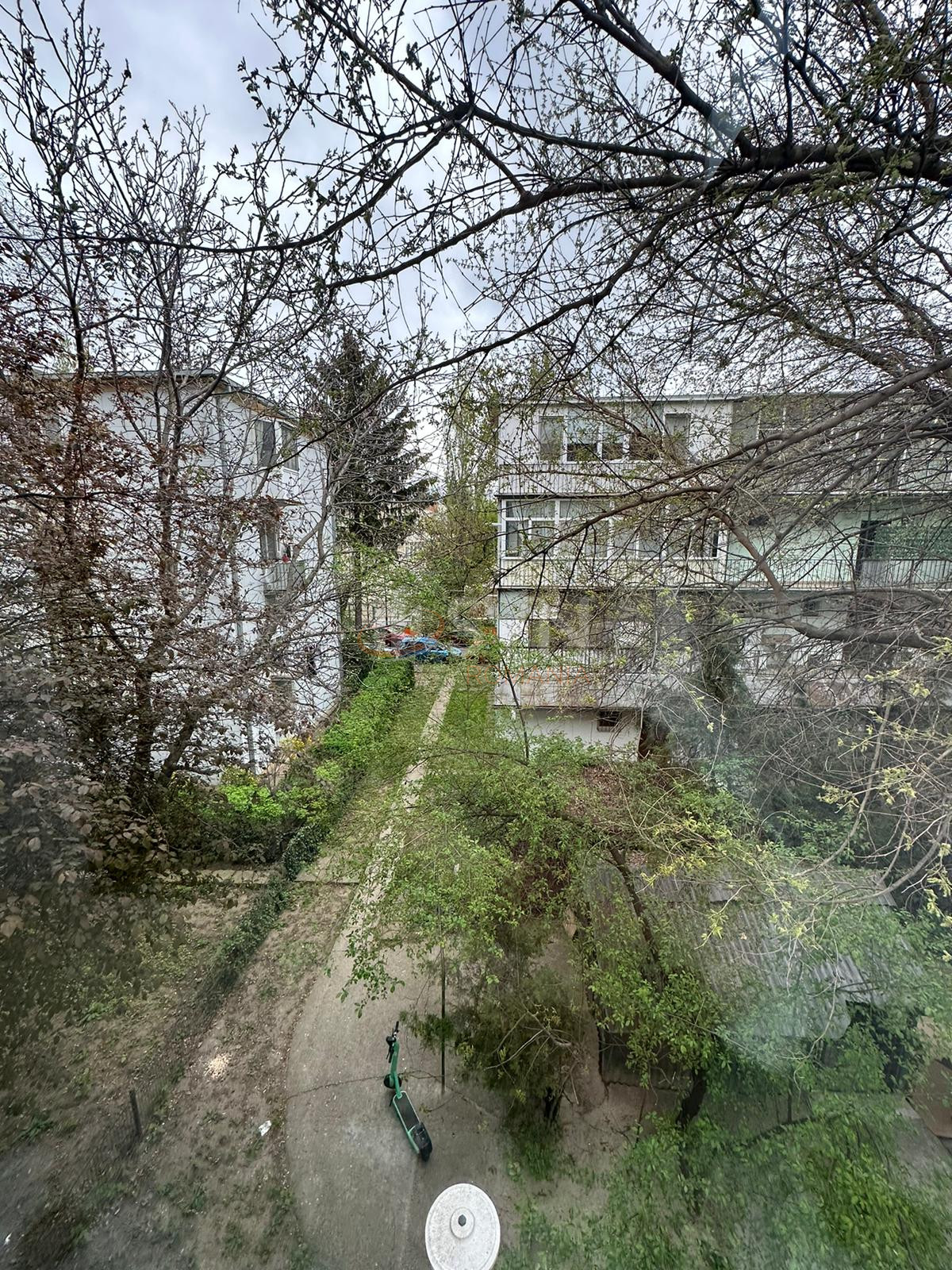 Apartament, 2 camere Bucuresti/Primaverii