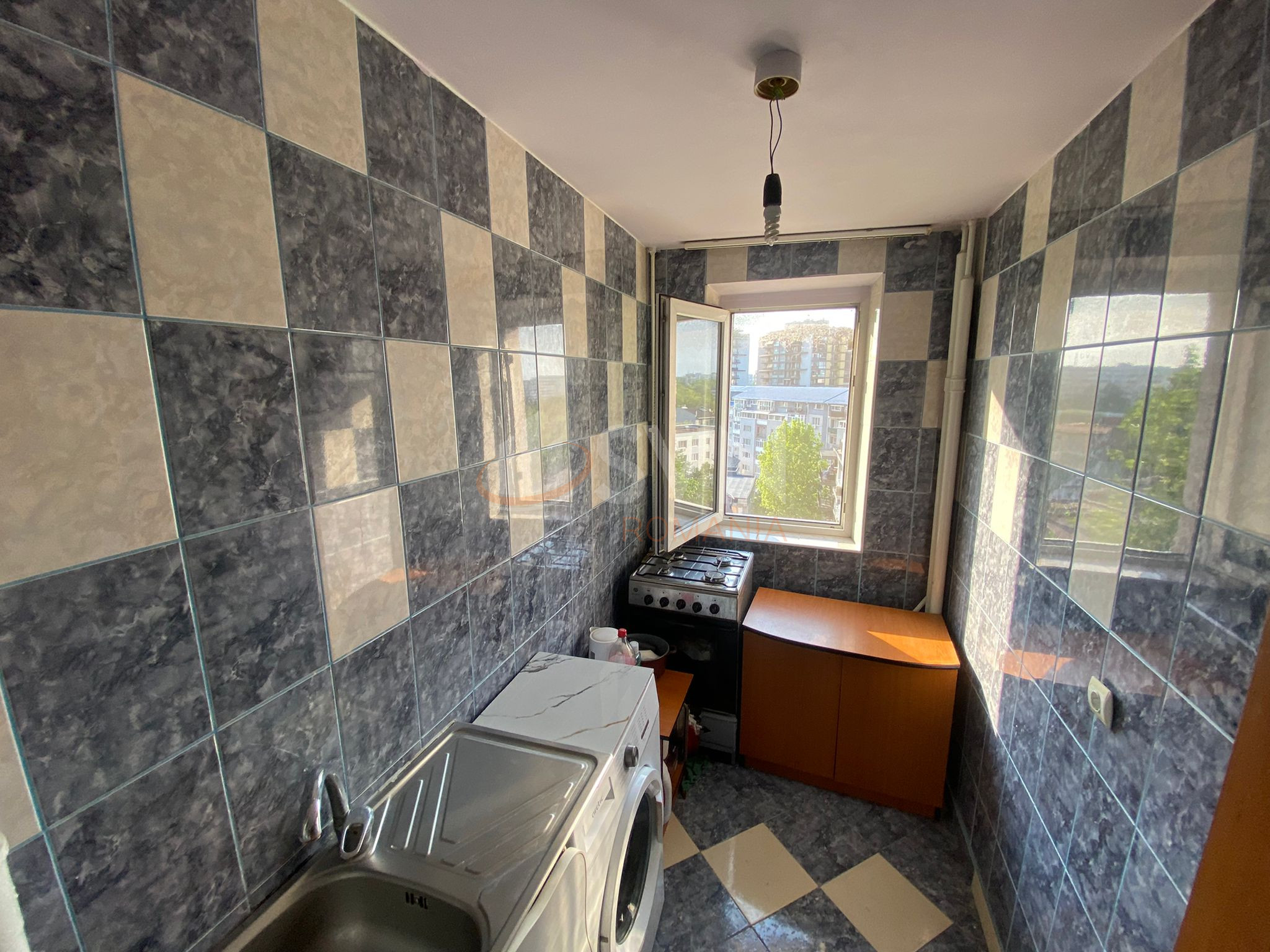 Apartament, 2 camere Bucuresti/Titan