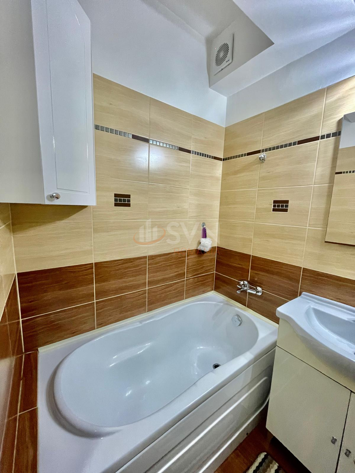 Apartament, 2 camere Bucuresti/Aparatorii Patriei