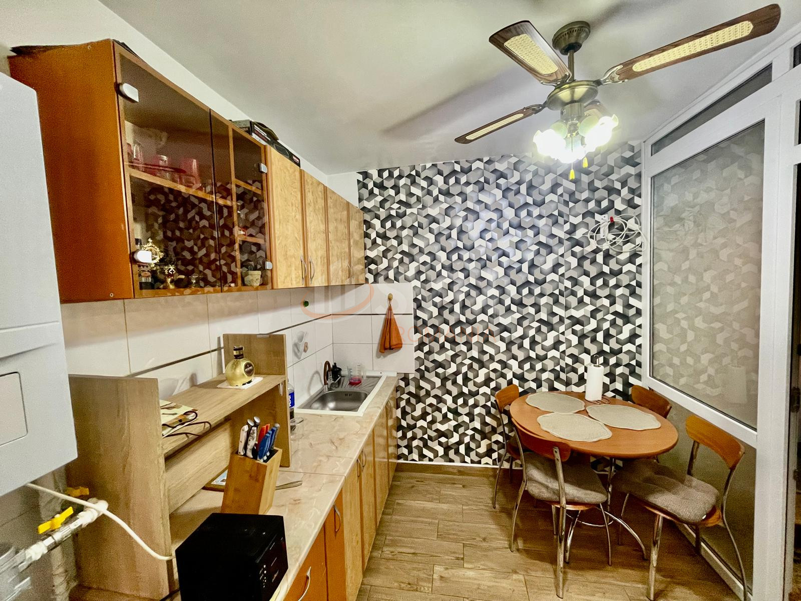 Apartament, 2 camere Bucuresti/Aparatorii Patriei