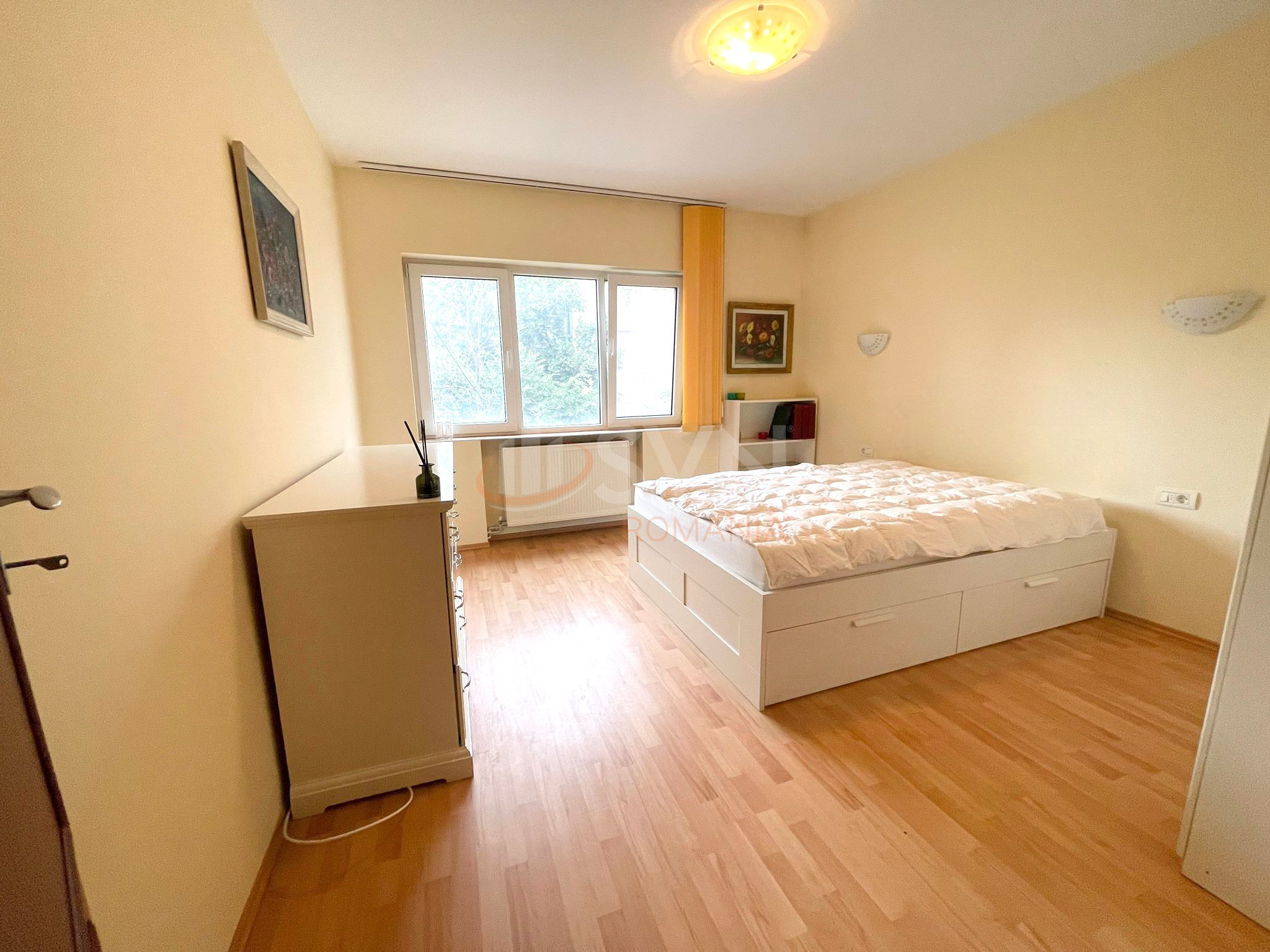 Apartament, 2 camere Bucuresti/Piata Unirii (s3)