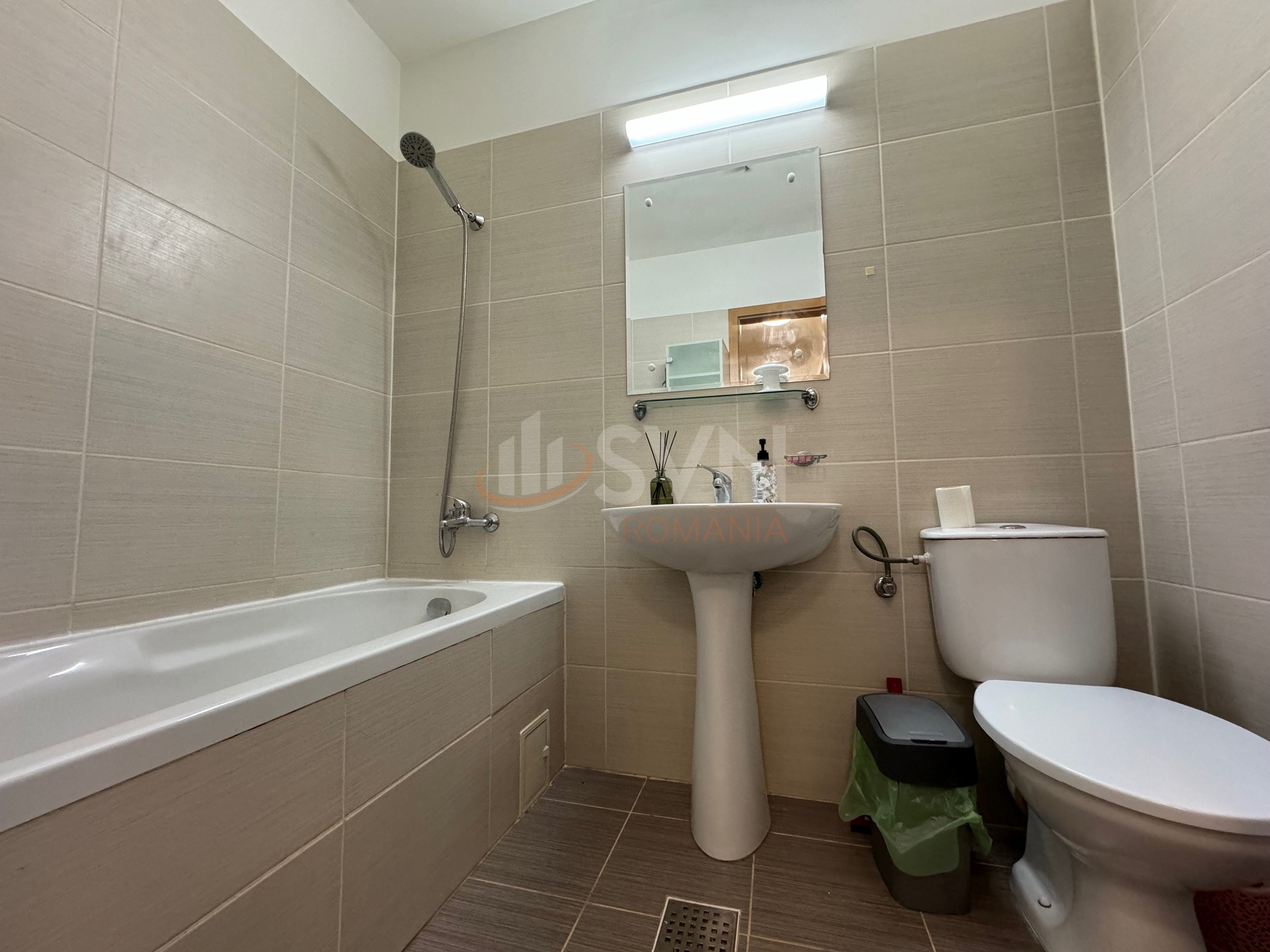 Apartament, 2 camere Bucuresti/Titan