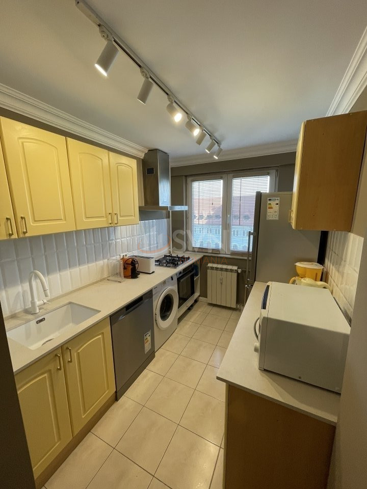 Apartament, 2 camere Bucuresti/Banu Manta