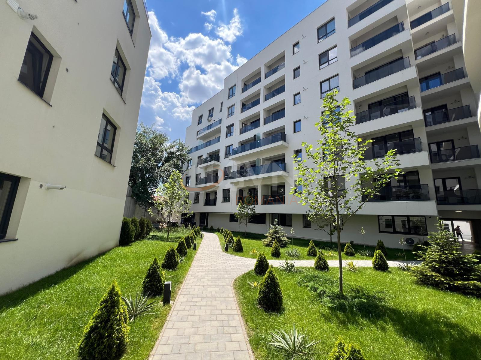 Apartament, 2 camere Bucuresti/Timpuri Noi