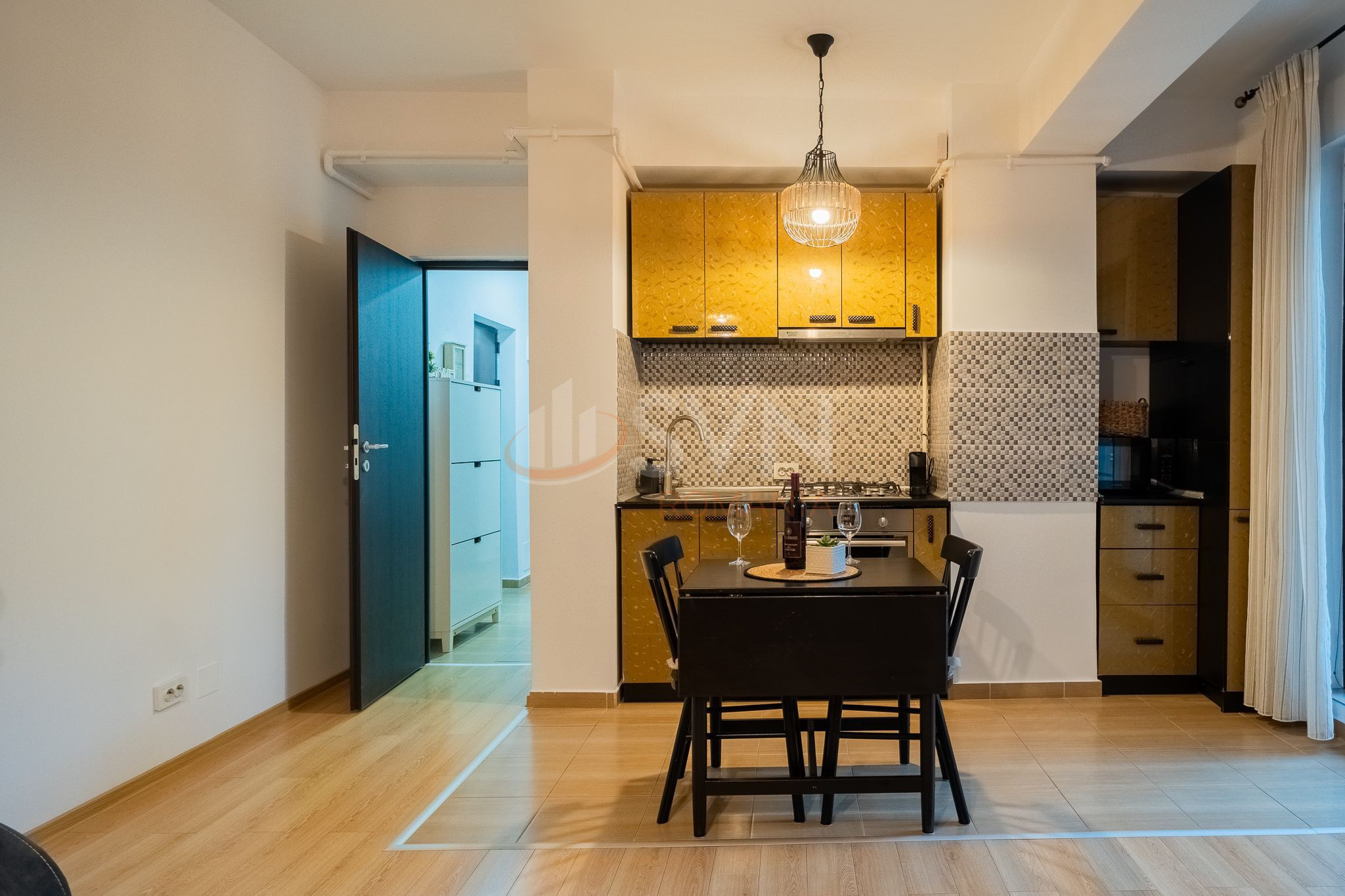 Apartament, 2 camere Bucuresti/Alba Iulia