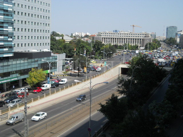 Apartament, 2 camere Bucuresti/Piata Victoriei