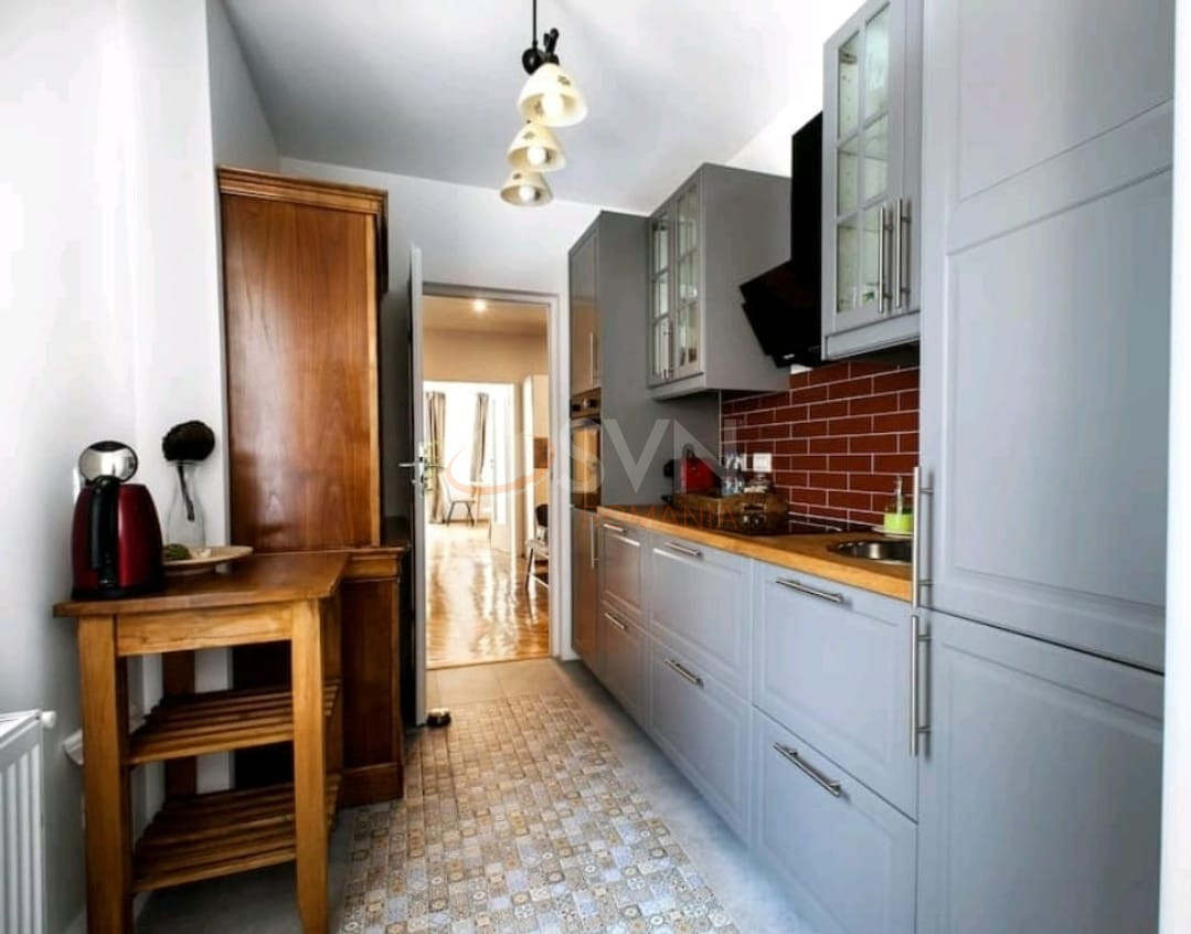 Apartament, 2 camere Bucuresti/Universitate (s1)