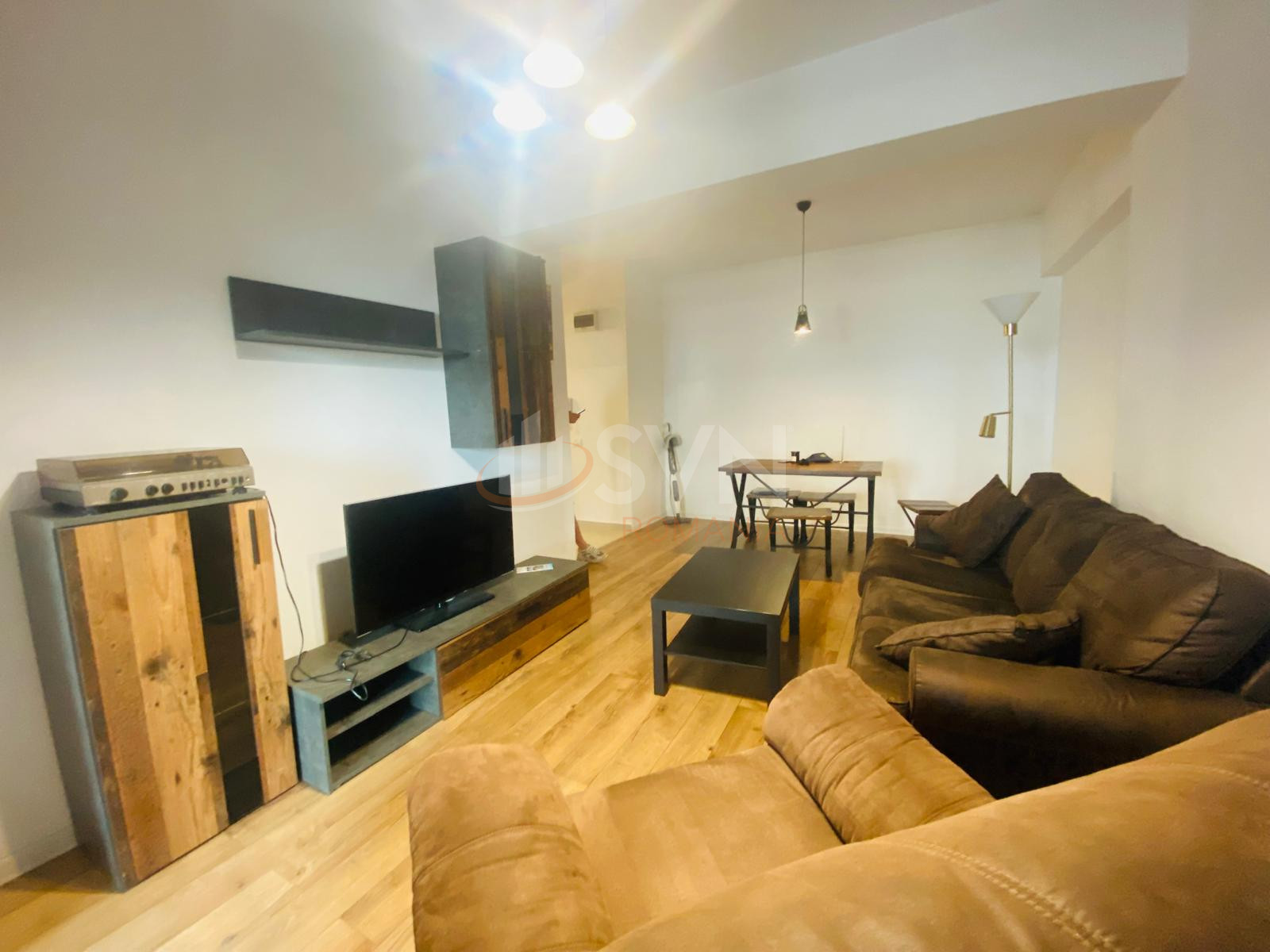 Apartament, 2 camere Bucuresti/Uverturii