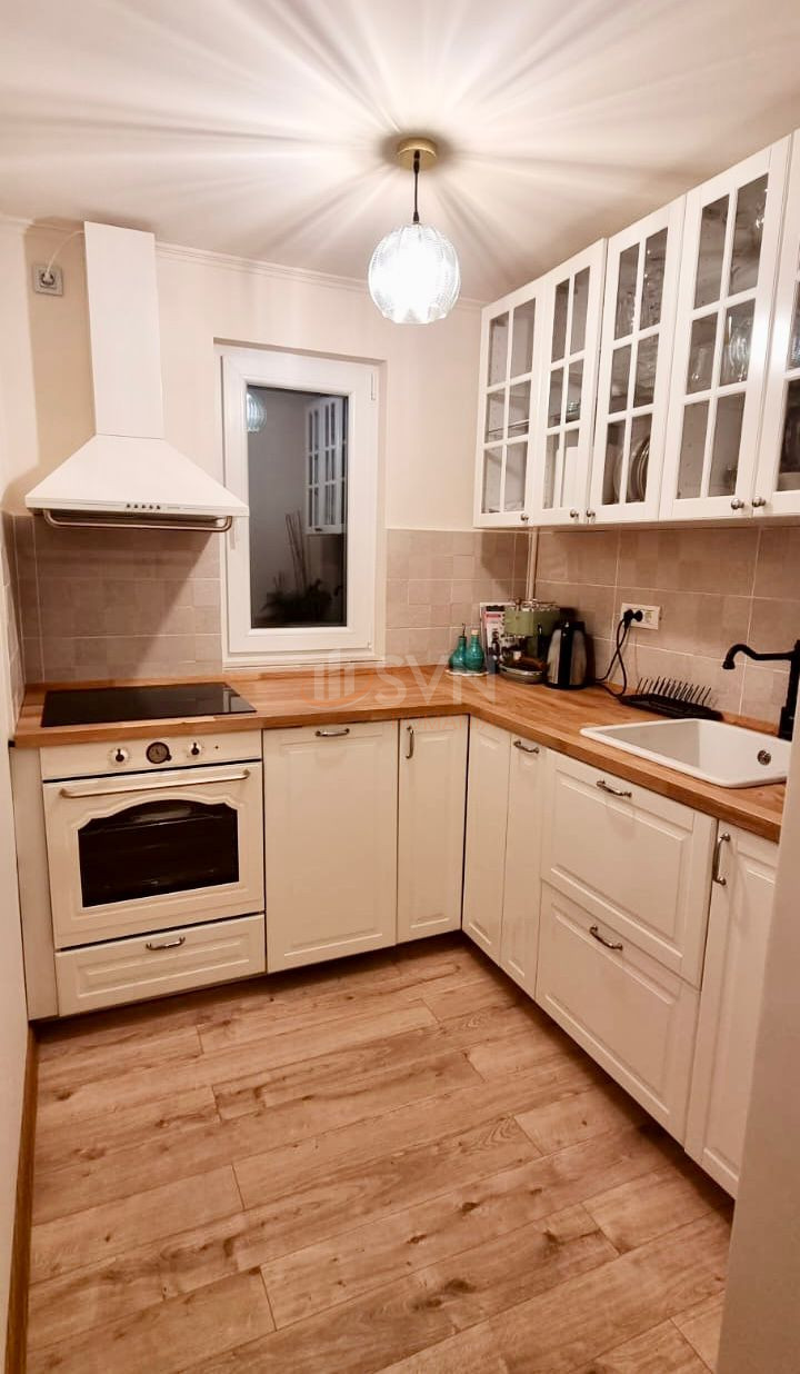 Apartament, 2 camere Bucuresti/Piata Victoriei