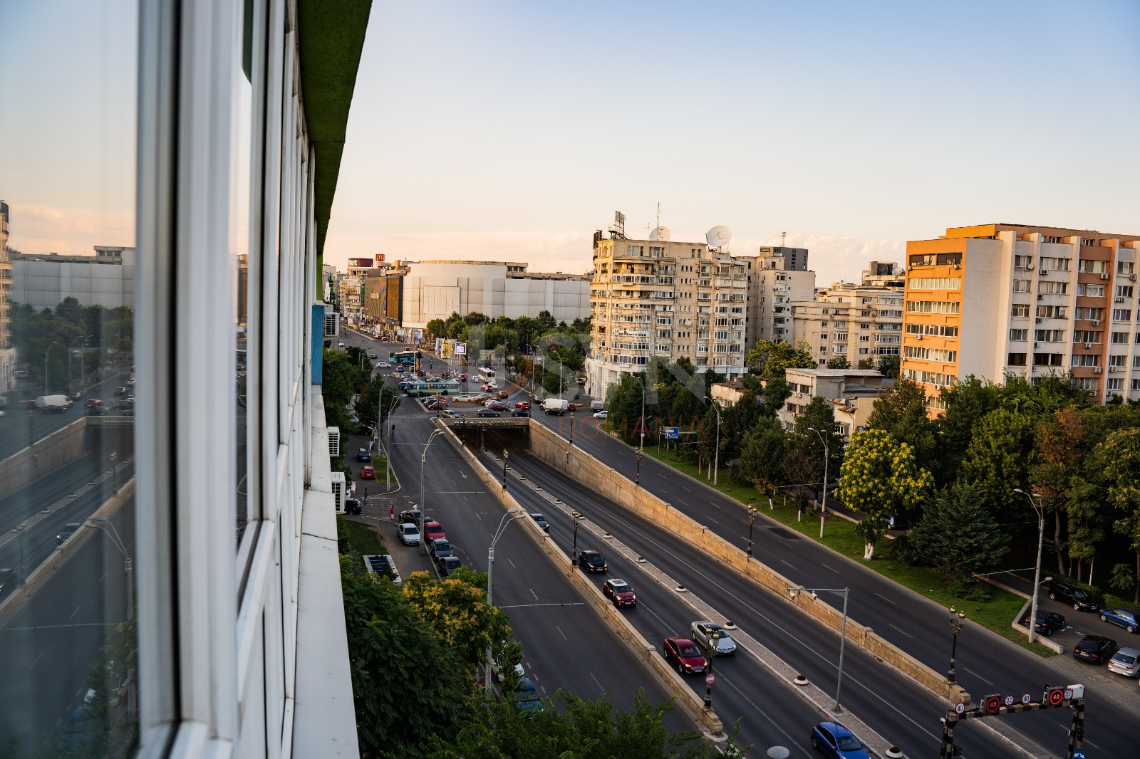 Apartament, 2 camere Bucuresti/Piata Unirii (s3)