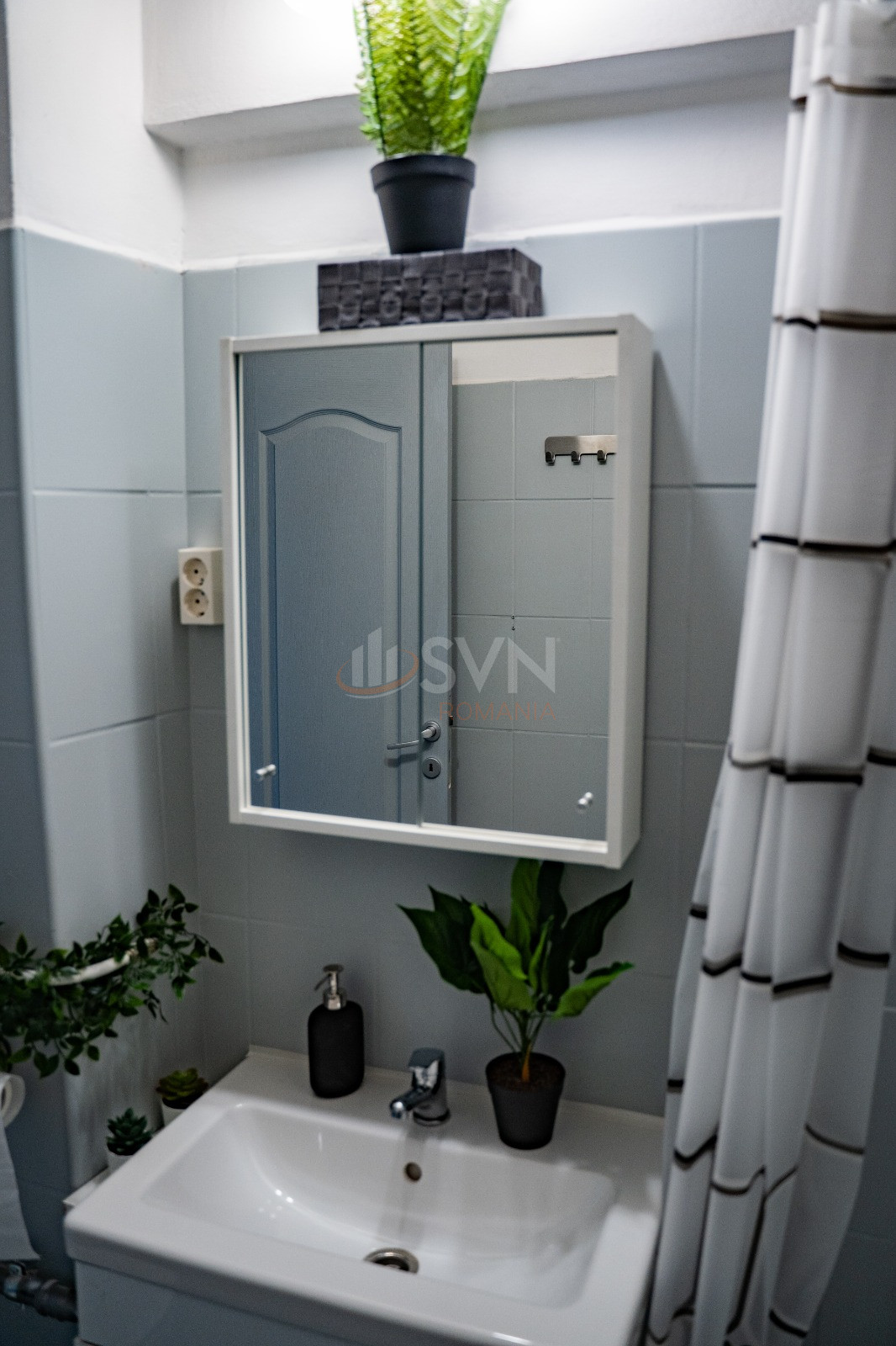 Apartament, 2 camere Bucuresti/Piata Unirii (s3)