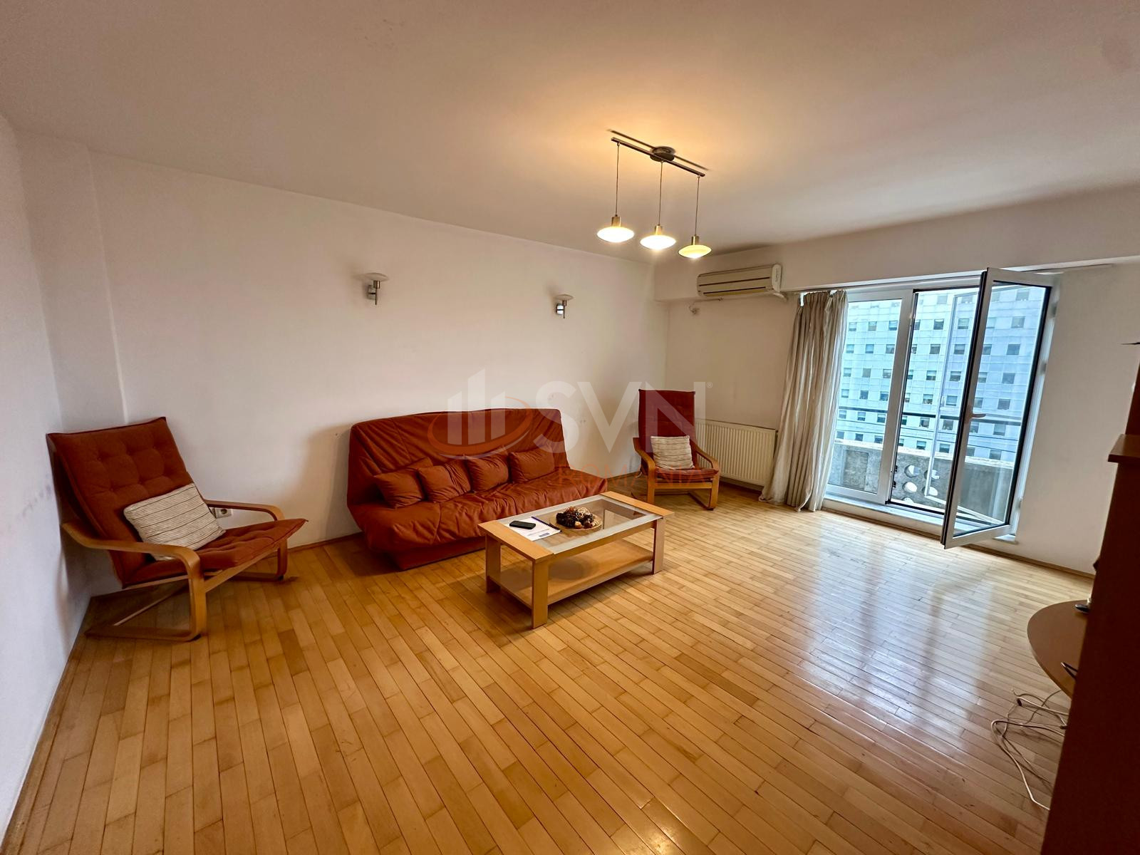 Apartament, 2 camere Bucuresti/Piata Victoriei