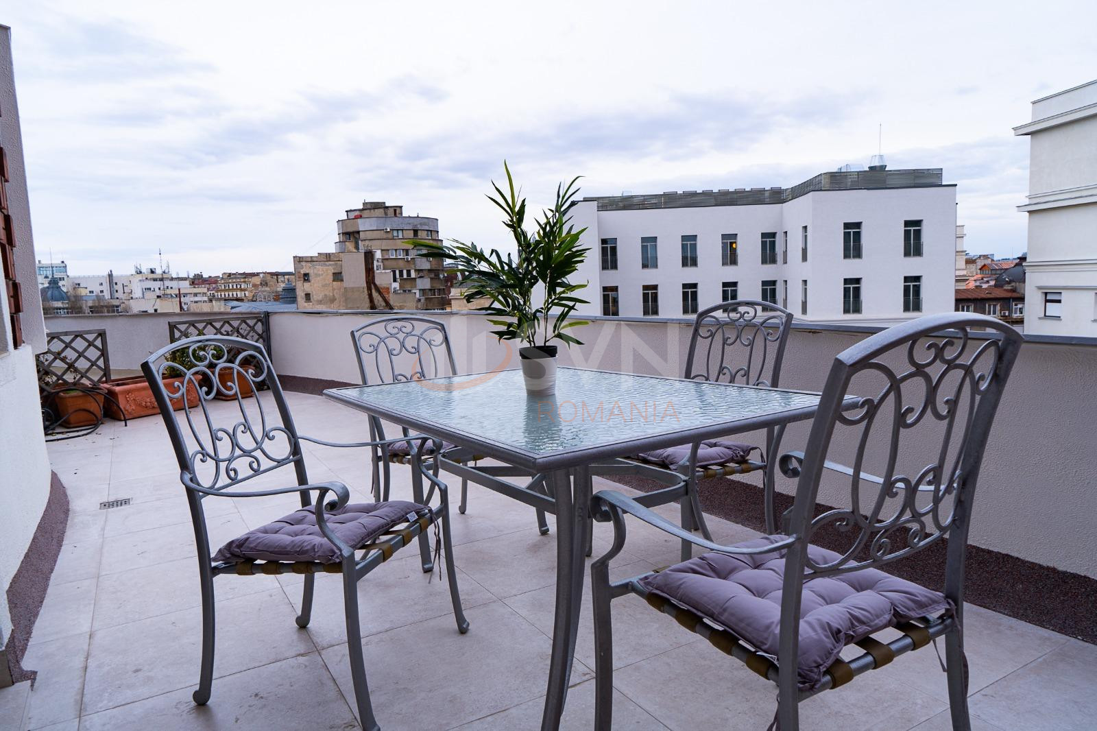 Apartament, 2 camere Bucuresti/Calea Victoriei