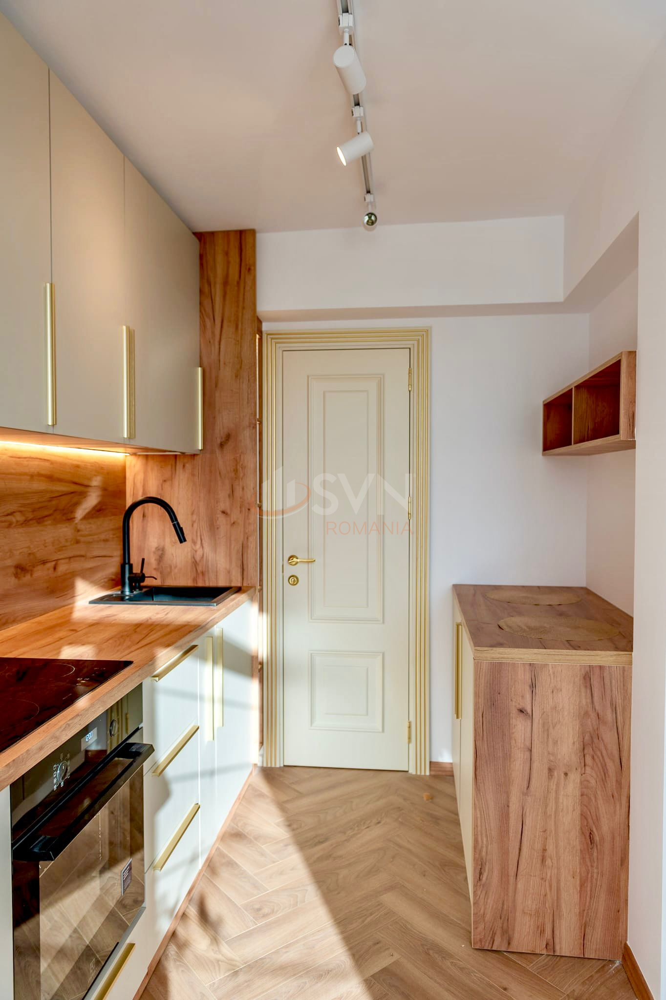 Apartament, 2 camere Bucuresti/Piata Unirii (s3)