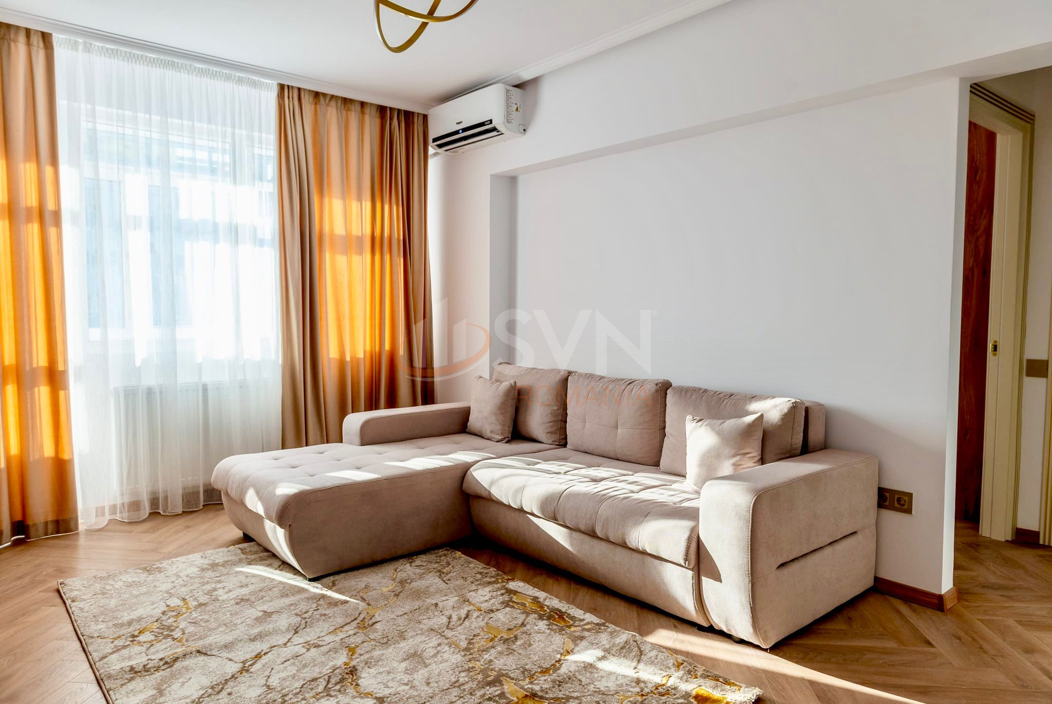 Apartament, 2 camere Bucuresti/Piata Unirii (s3)