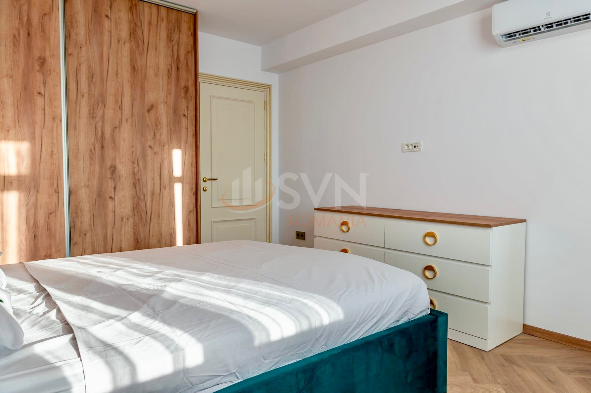 Apartament, 2 camere Bucuresti/Piata Unirii (s3)