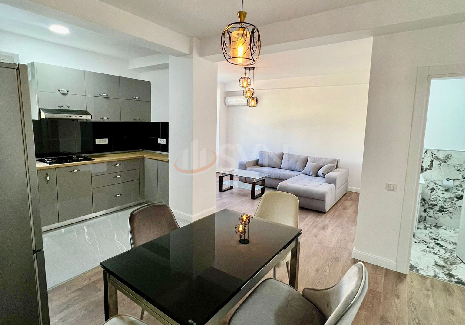 Apartament, 2 camere Bucuresti/Piata Victoriei