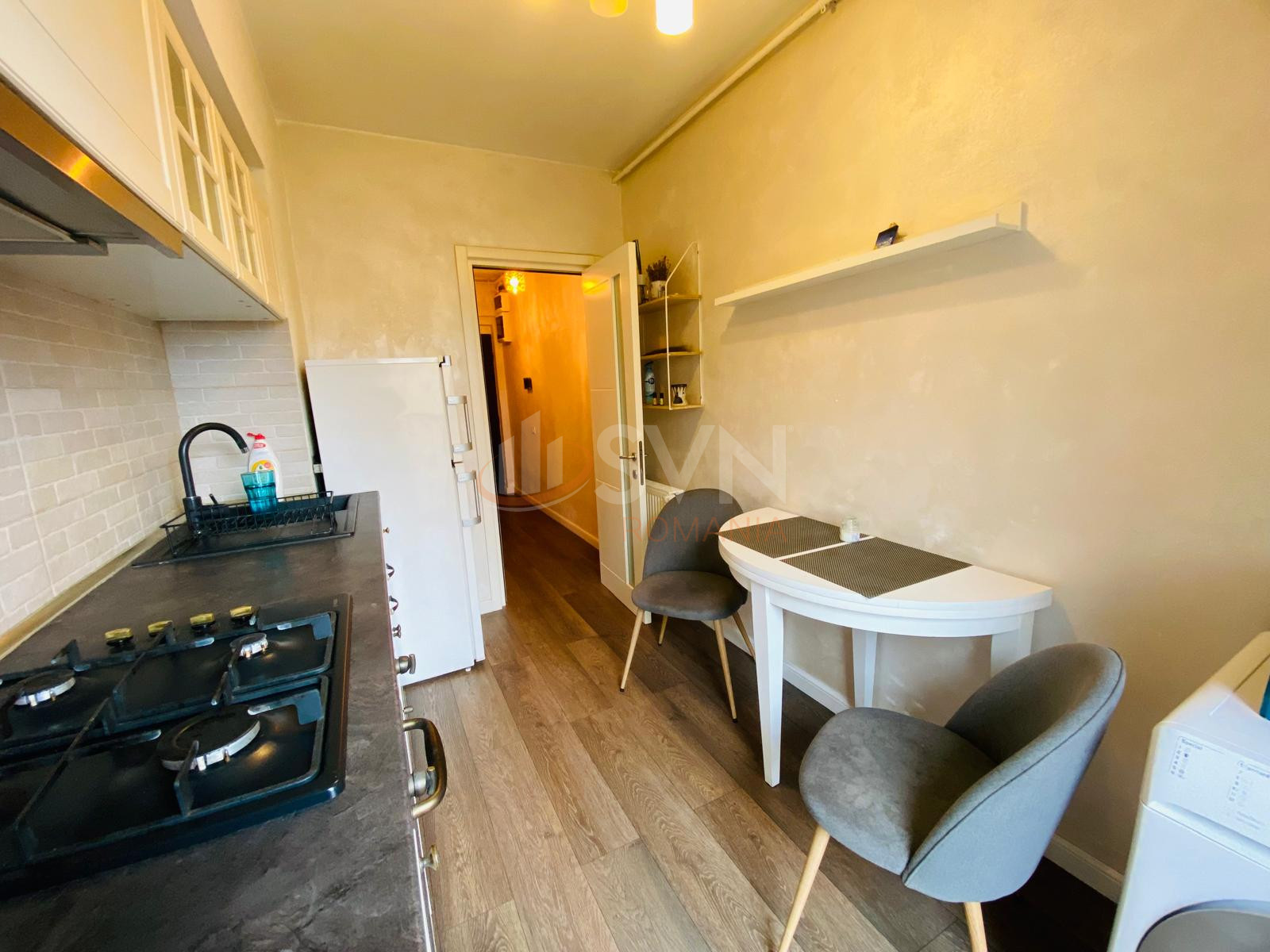 Apartament, 2 camere Bucuresti/Piata Victoriei