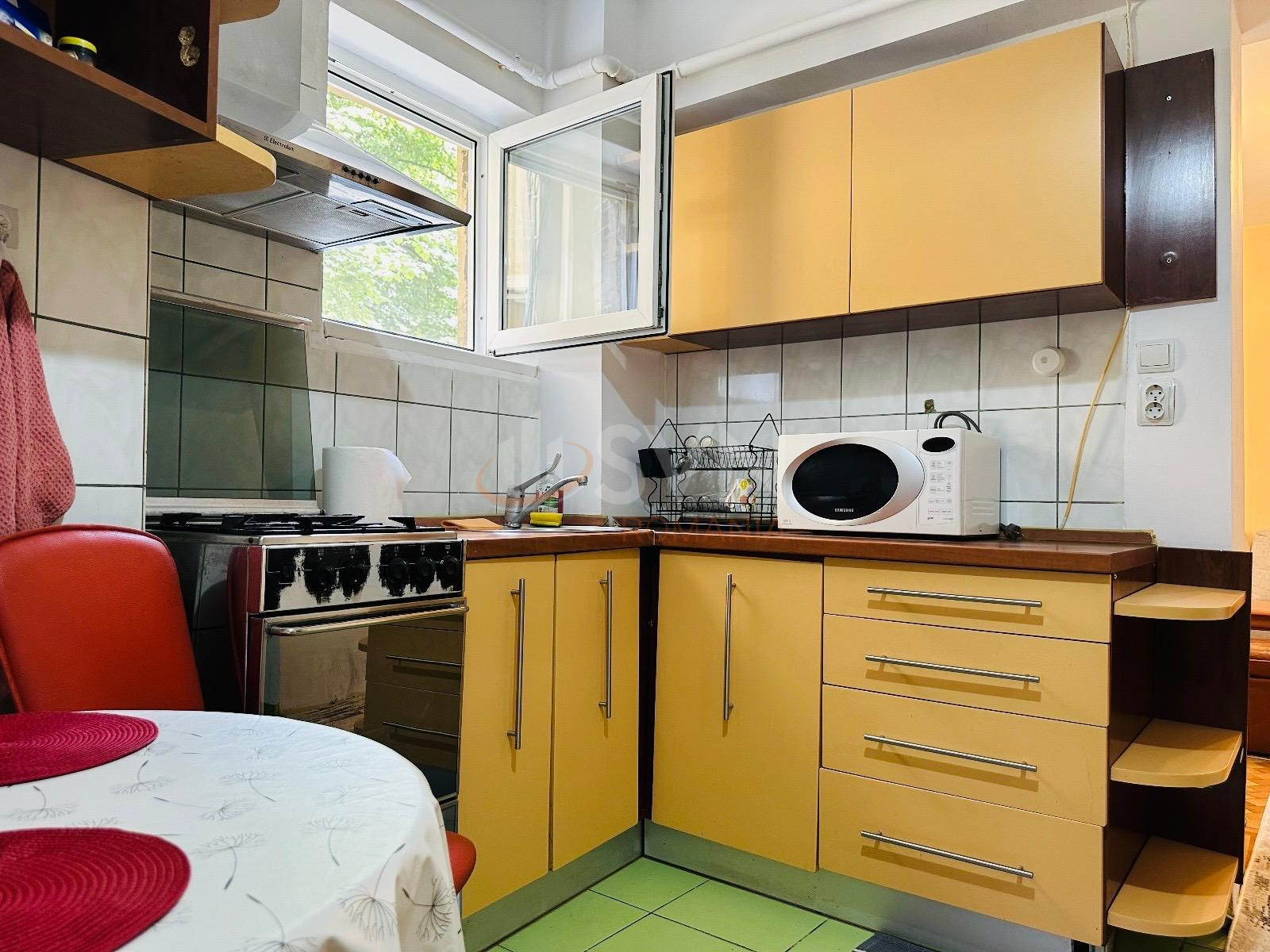 Apartament, 2 camere Bucuresti/Piata Romana