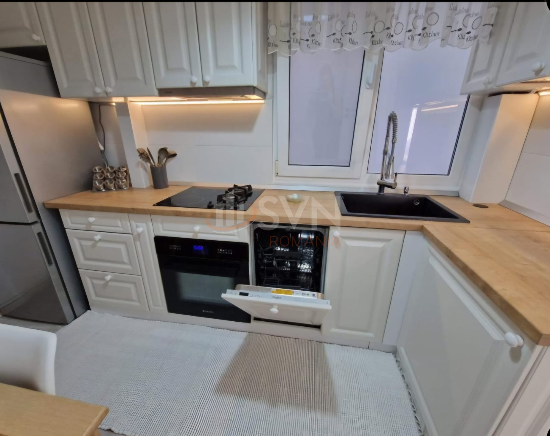 Apartament, 2 camere Bucuresti/Eroii Revolutiei