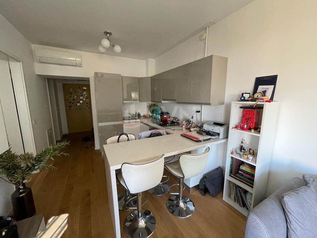 Apartament, 2 camere Bucuresti/Aviatiei