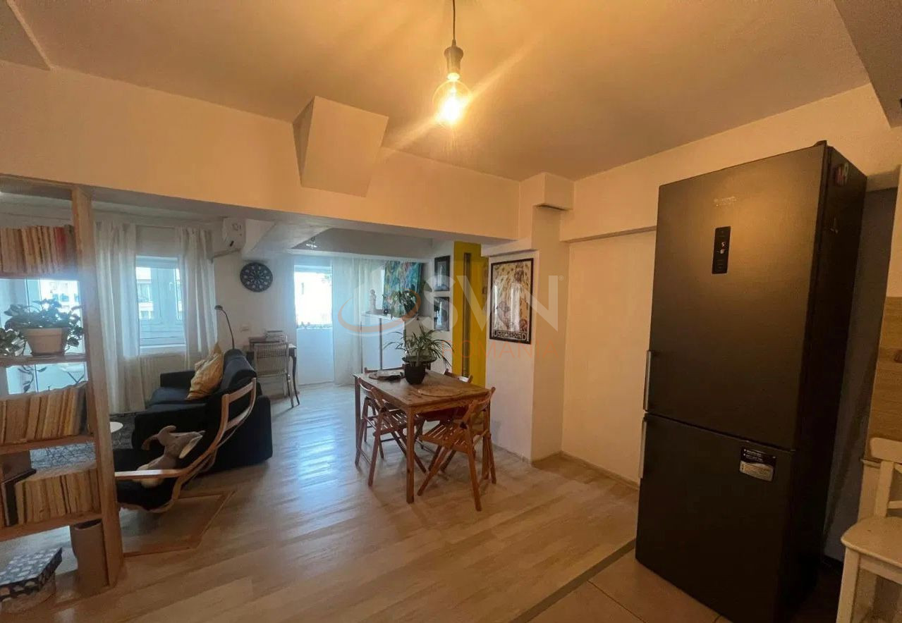 Apartament, 2 camere Bucuresti/Piata Unirii (s3)