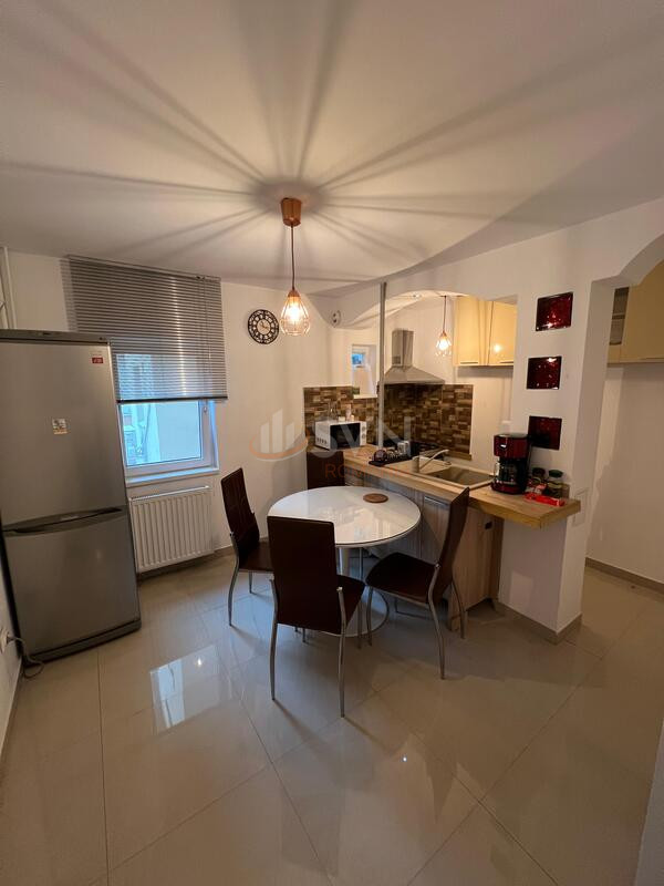 Apartament, 2 camere Bucuresti/Alba Iulia