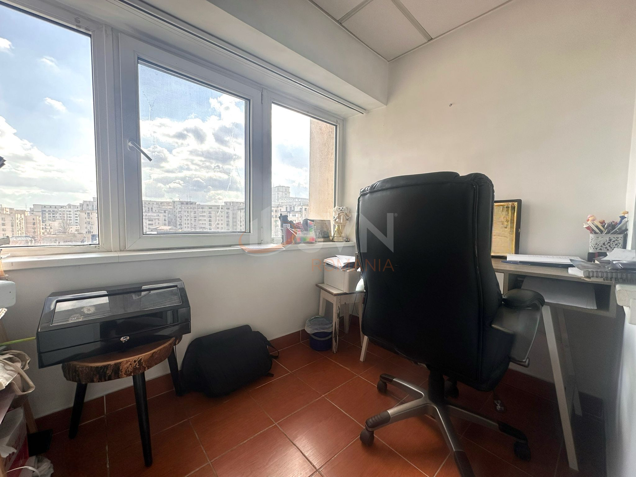 Apartament, 2 camere Bucuresti/Piata Unirii (s3)